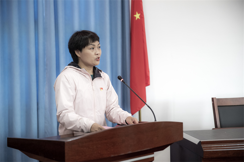 8.领导讲话：福建师大附中党委书记吴泳清.jpg