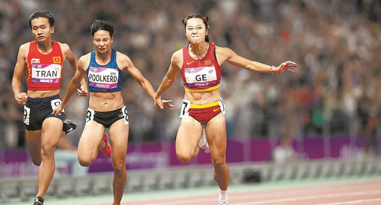 包攬男女百米金牌 “中國速度”書寫亞運新傳奇