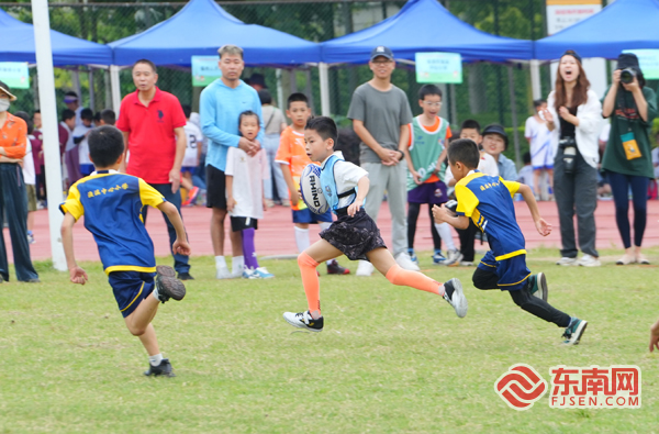 b  U9混合组福清市渔溪中心小学 VS 厦门飓风副本.jpg