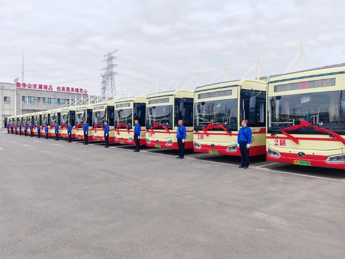 副本向“新”而行 金龙以新质生产力领跑全球客车革新赛道(东南网首页）1331.jpg