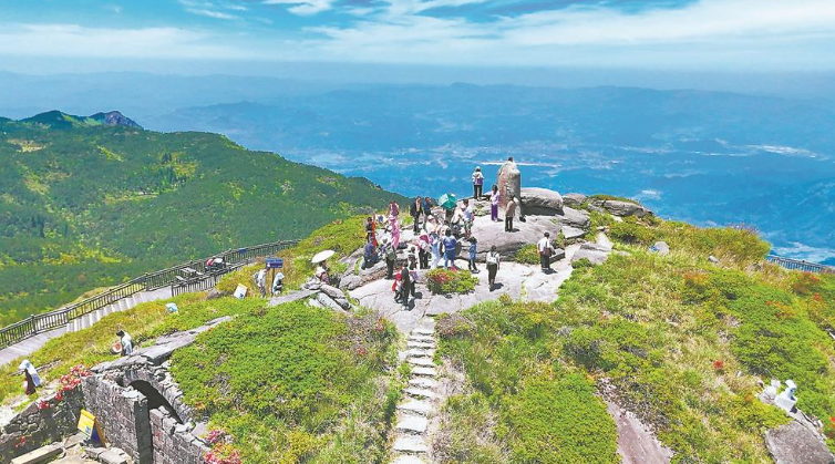 “文化+生态”带火山城建宁游