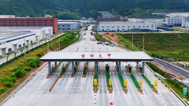 “宁古高速”六都至大甲段通车