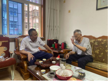 龙岩爱尔眼科【专家回访日】贴心服务送到家：为术后患者点亮“光明之灯“ok562.png