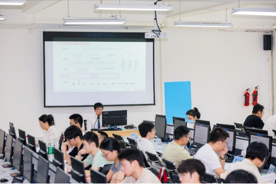 福建人工智能计算中心赋能莆田高校：AI技术行驱动教育革新841.png