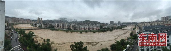 永泰县城关大樟溪全景图