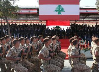 （国际）（1）黎巴嫩举行阅兵庆祝独立日