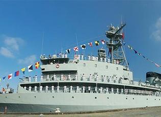 中国海军郑和舰抵达澳大利亚进行友好访问（摄影 贺吉）