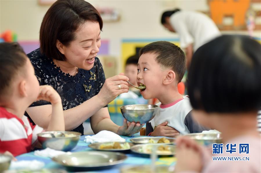 （教育）（7）“老师妈妈”35年如一日伴幼儿成长 