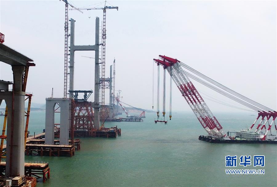 （经济）（1）平潭海峡公铁大桥进入主航道桥钢梁架设施工阶段