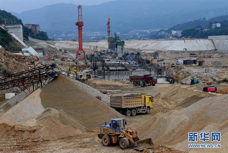 （经济）（3）福建重点工程——闽江水口水电站坝下工程加紧建设