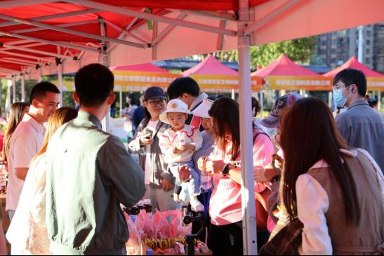 1_3_逛市集、看晚会、品食用菌……“福农优品•我在家乡等你来”乡约福建网络直播活动在古田启动501.png