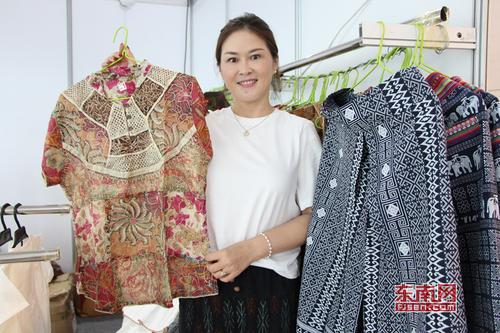 1526480870719016807.jpg 别具一格的泰国服饰.jpg