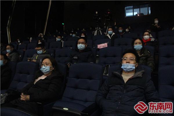 新闻战线干部、采编记者、福建师大学生等现场聆听 （东南网记者张立庆摄）.JPG