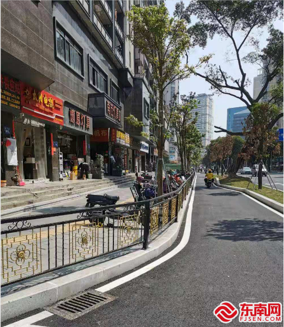 南方灯饰城 .png