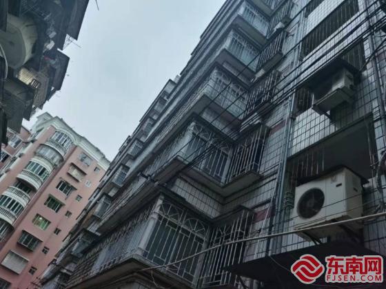 省农行宿舍老旧小区改造现场2_gaitubao_800x600.jpg