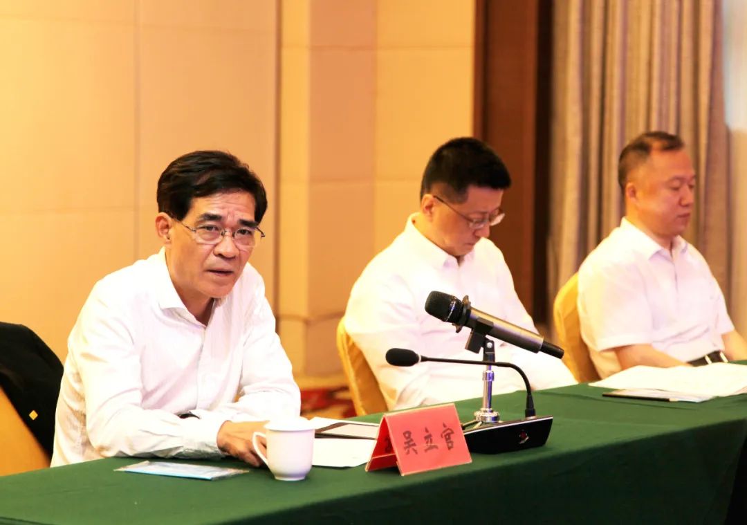 微信图片_20220610204740吴.jpg
