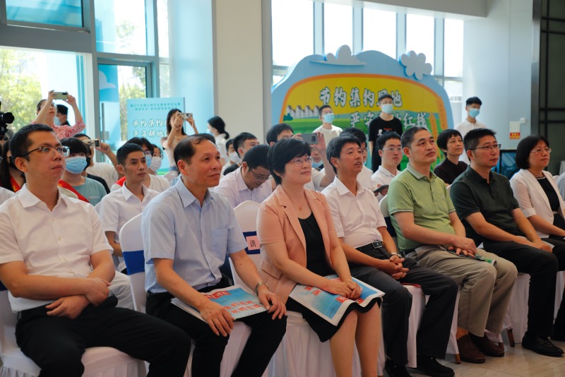 第32个全国土地日暨“筑梦乡村”系列宣传活动与会领导嘉宾（东南网记者 卓志沐 摄）.jpg
