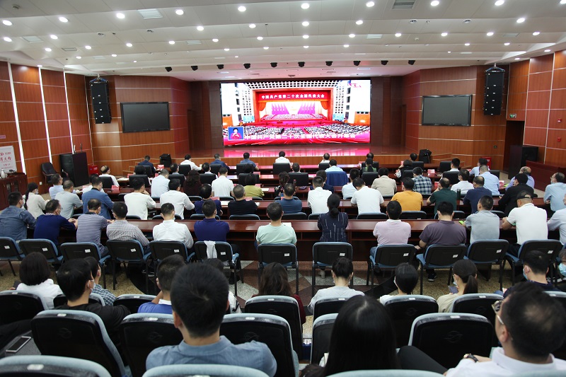 省文旅厅集中组织收听收看习近平总书记在中国共产党第二十次全国代表大会上的报告.jpg