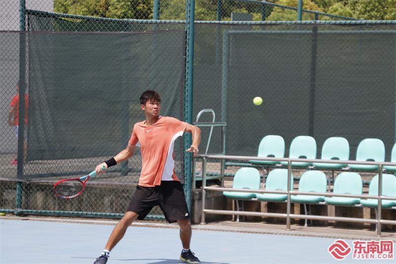 ITF（福州站）预选赛首日比赛现场 东南网记者 郑晓丹 摄 (1).jpg