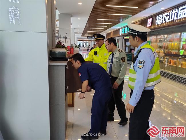 downloadjpg (10).jpg