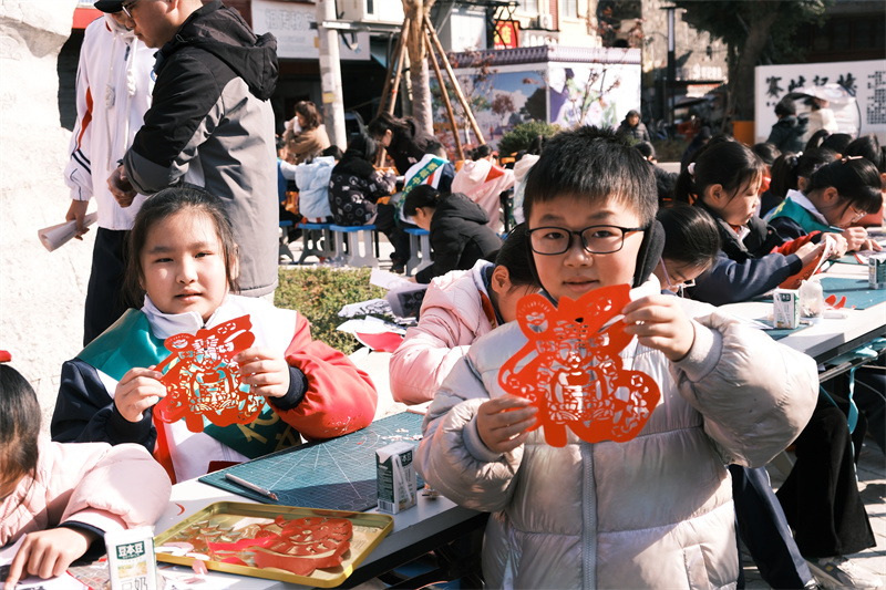 福安市开展“我们的节日·欢乐中国年”——“锦绣牛城迎新春·文艺汇演话福安”赛岐镇新春文化惠民活动。.jpg