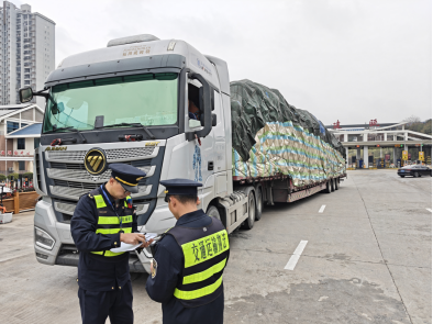 南平高速执法:加强联合执法 打好春运“收官战”119.png