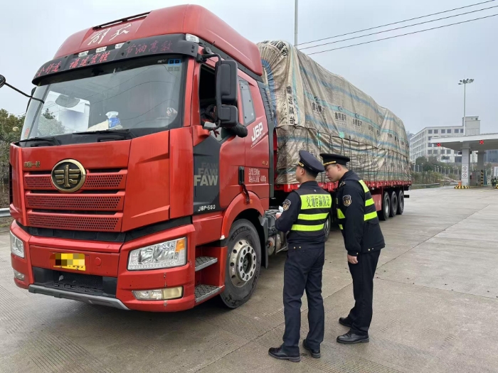 副本南平高速执法：科技赋能 精准打击道路违法运输行为145.jpg