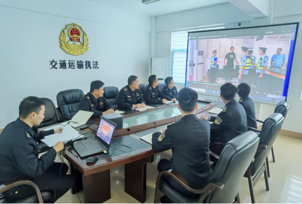 以老带新传帮带 以新促老共成长——全省高速执法系统“师带徒”成效显著220.png