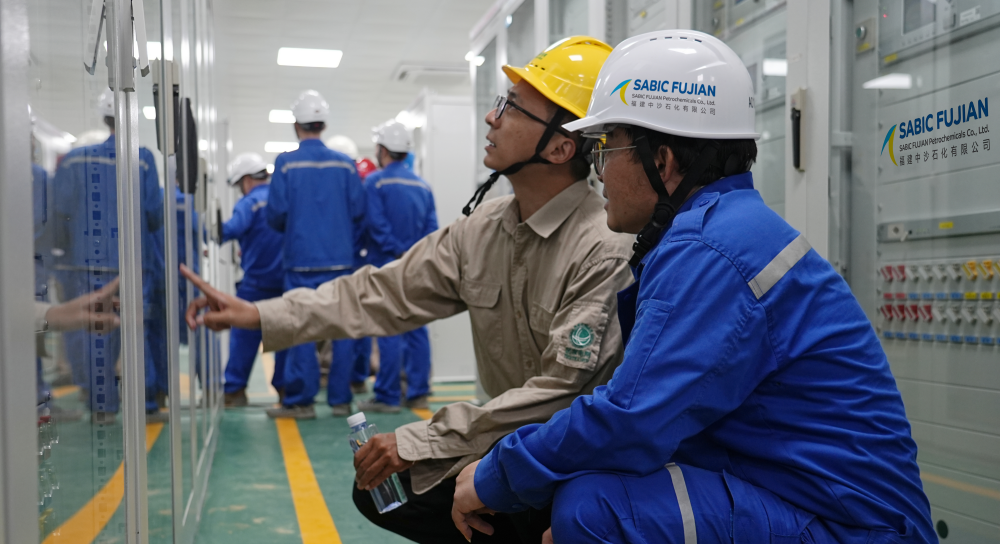 送电成功！中沙古雷乙烯项目建设踏上“快车道”