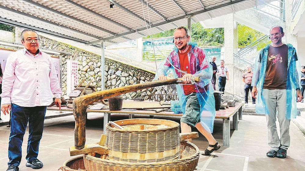 永定大溪文史館揭牌