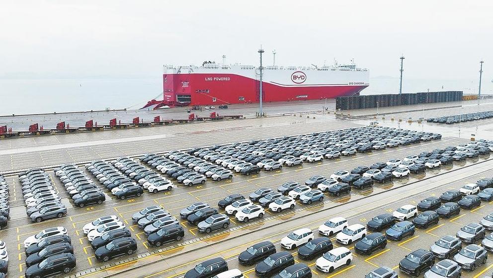 “国车自运”首航泉州港