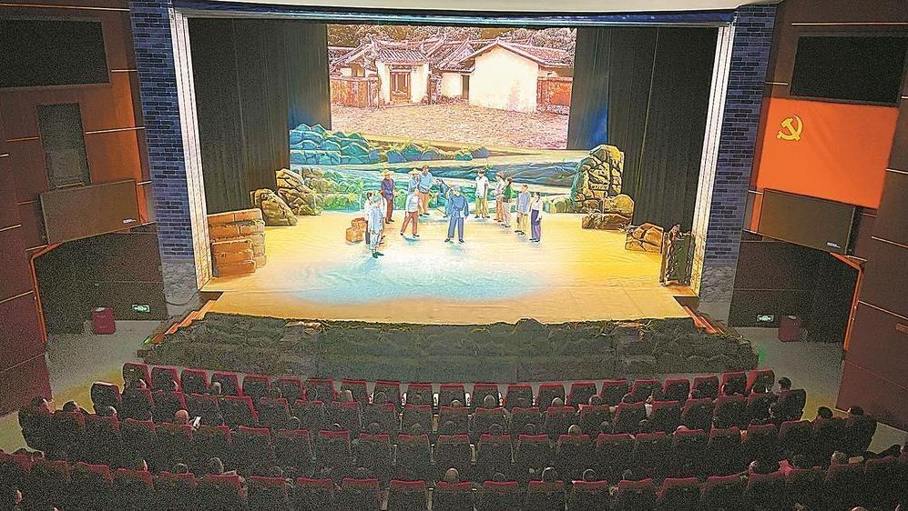 �����Ƴ�ԭ����ʫ���硶���첻�� ��ɽ������