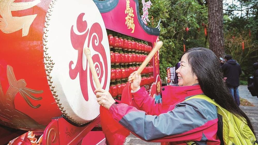 2026���ɽ÷��ӭ��������÷�ﾰ����Ļ