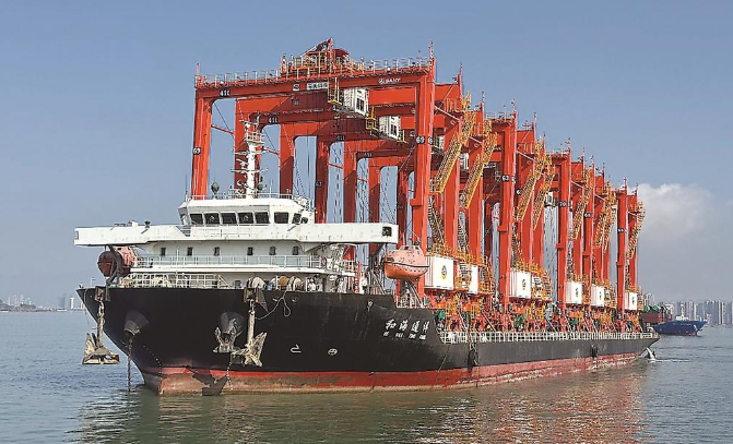 �������򣺺�����ͷ��һ��Զ�����ŵ���ʽ����ж���ϰ���ҵ