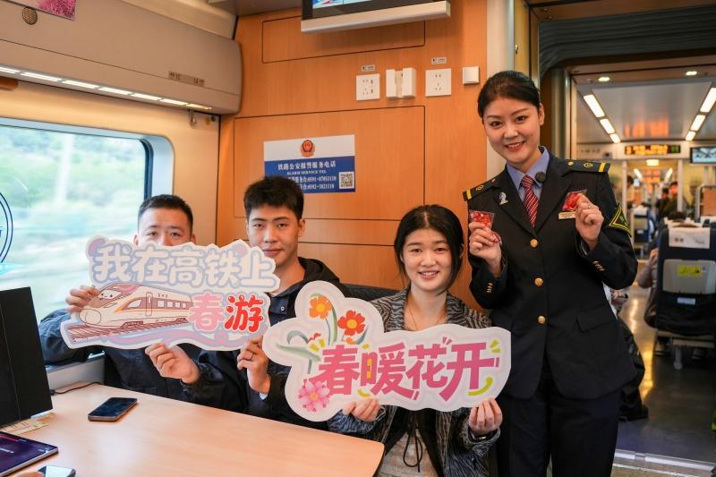 �������������100�С����Ρ��г�