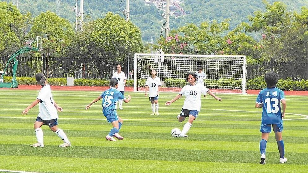 省第十八届运动会青少年部少年足球暨2026年福建省青少年三大球运动会足球项目（女子甲、乙组）开赛