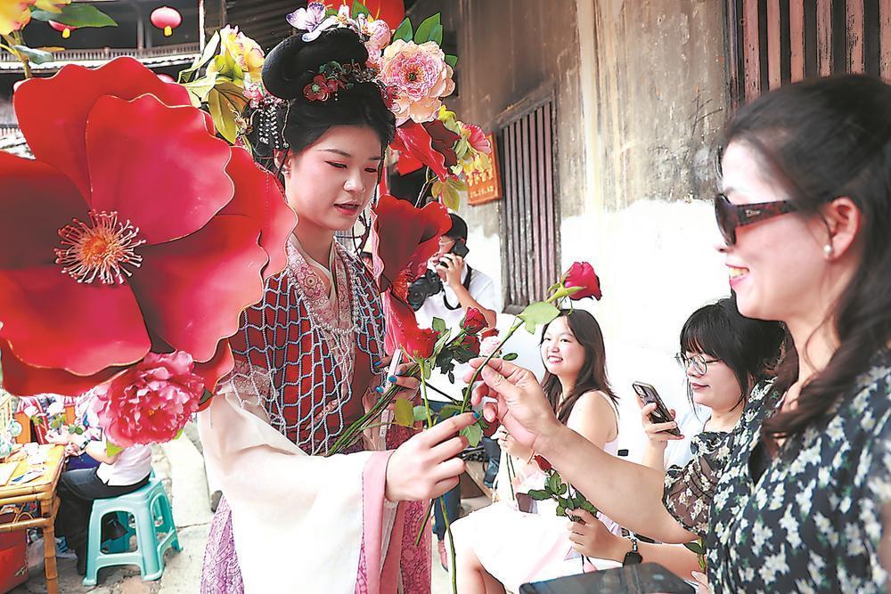 七夕土楼“奇妙游”
