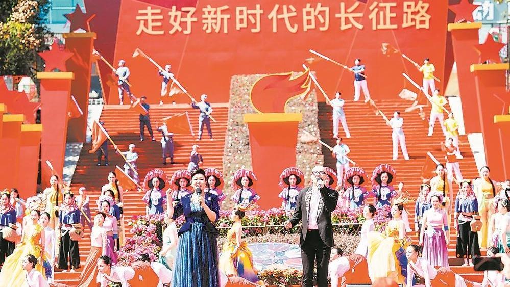 中国文联文艺志愿服务团在长汀、宁化开展慰问演出