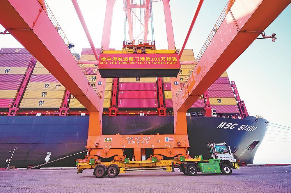 地中海航运厦门港年度集装箱吞吐量突破100万标箱